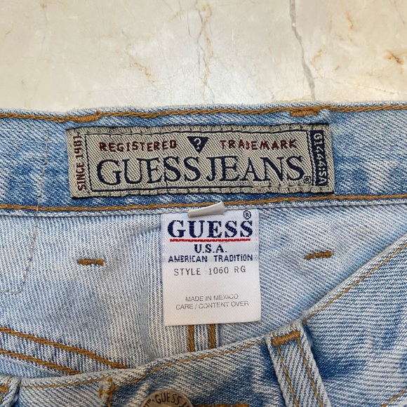 Vintage Guess Jeans - Picture 2 of 6